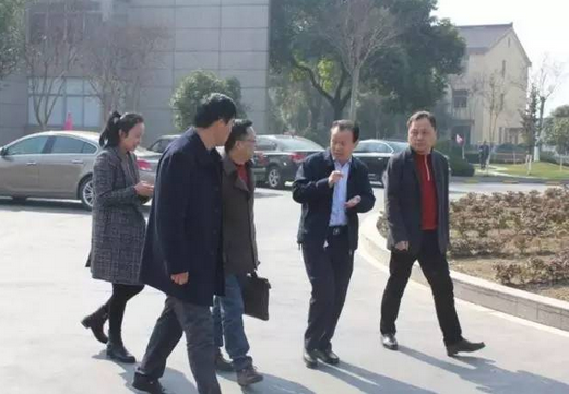 国产AV熟女一区二区三区